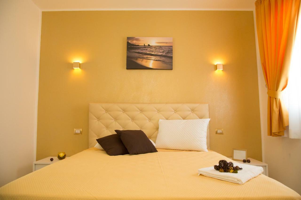Charm Holiday Terrasini Εξωτερικό φωτογραφία