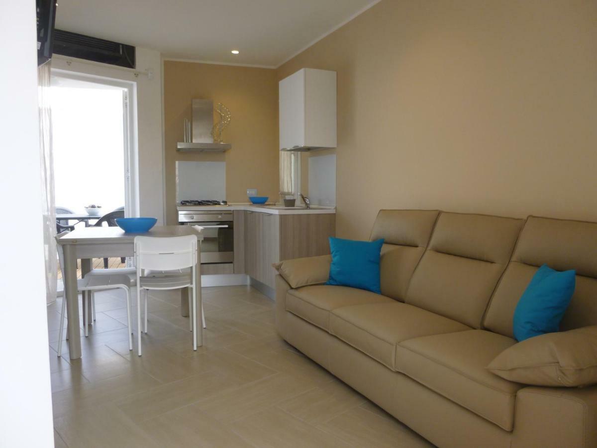 Charm Holiday Terrasini Εξωτερικό φωτογραφία