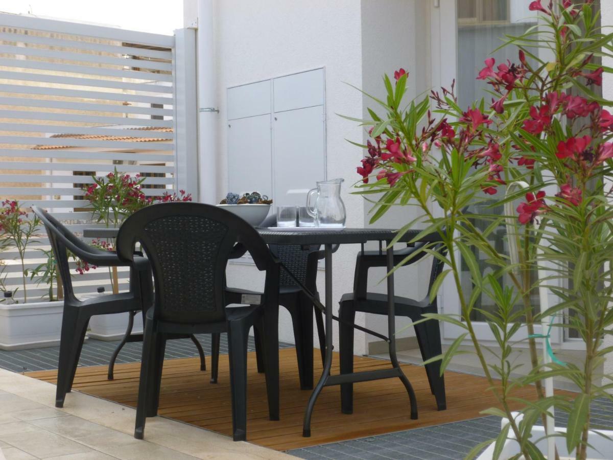 Charm Holiday Terrasini Εξωτερικό φωτογραφία