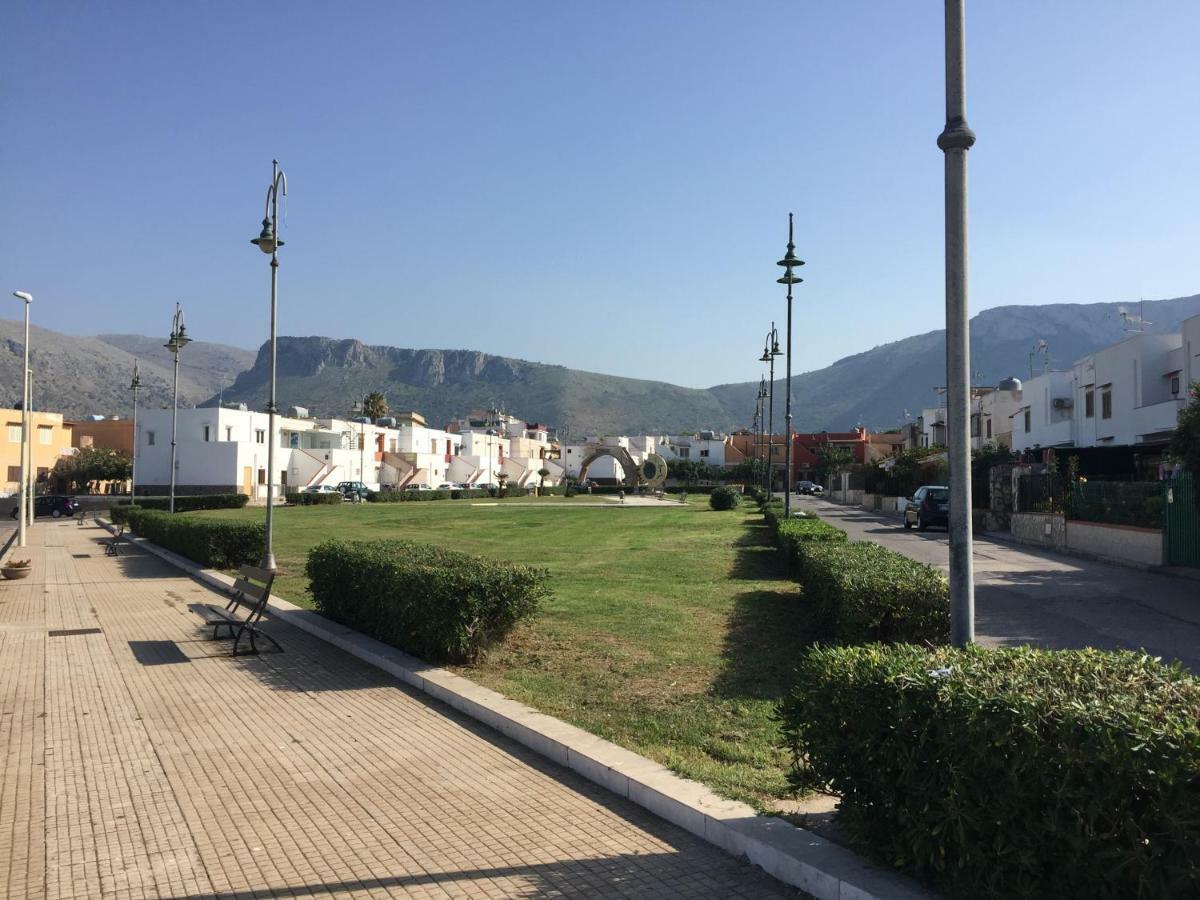 Charm Holiday Terrasini Εξωτερικό φωτογραφία