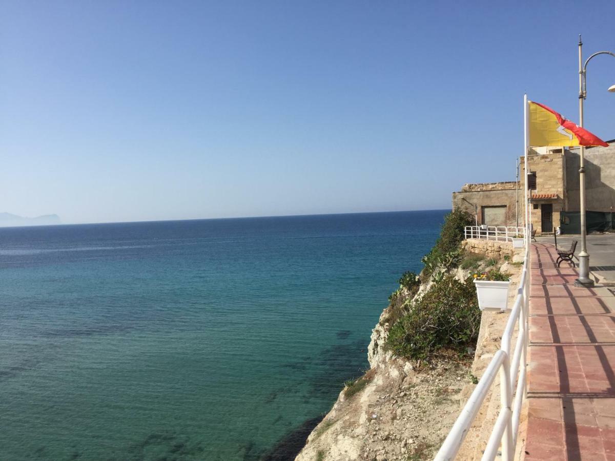 Charm Holiday Terrasini Εξωτερικό φωτογραφία